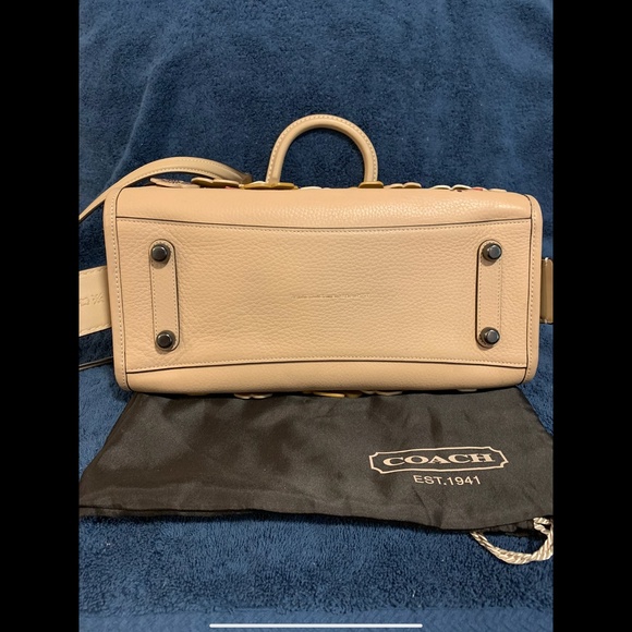 Tea rose Rogue bag by Coach - Picture 4 of 8